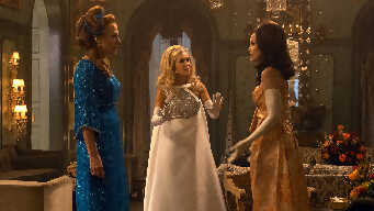 Maxine Throws a Party