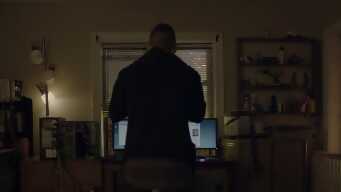 eps1.1_ones-and-zer0es.mpeg