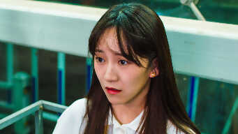 The Girl Who Sees Smells EP 8