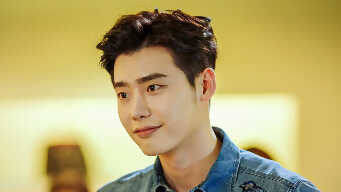 W: Two Worlds Apart EP 7