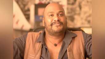 Can't help failing in love