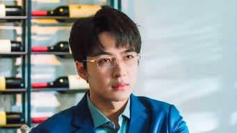 The Girl Who Sees Smells EP 21