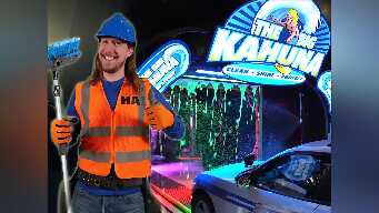 Handyman Hal works at the Car Wash | Drive Thru Car Wash for Kids