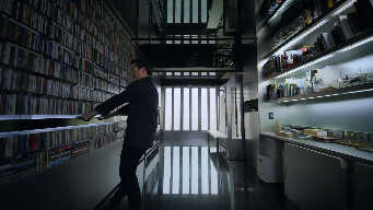 Hong Kong: Domestic Transformer