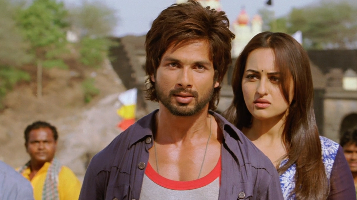 R... Rajkumar