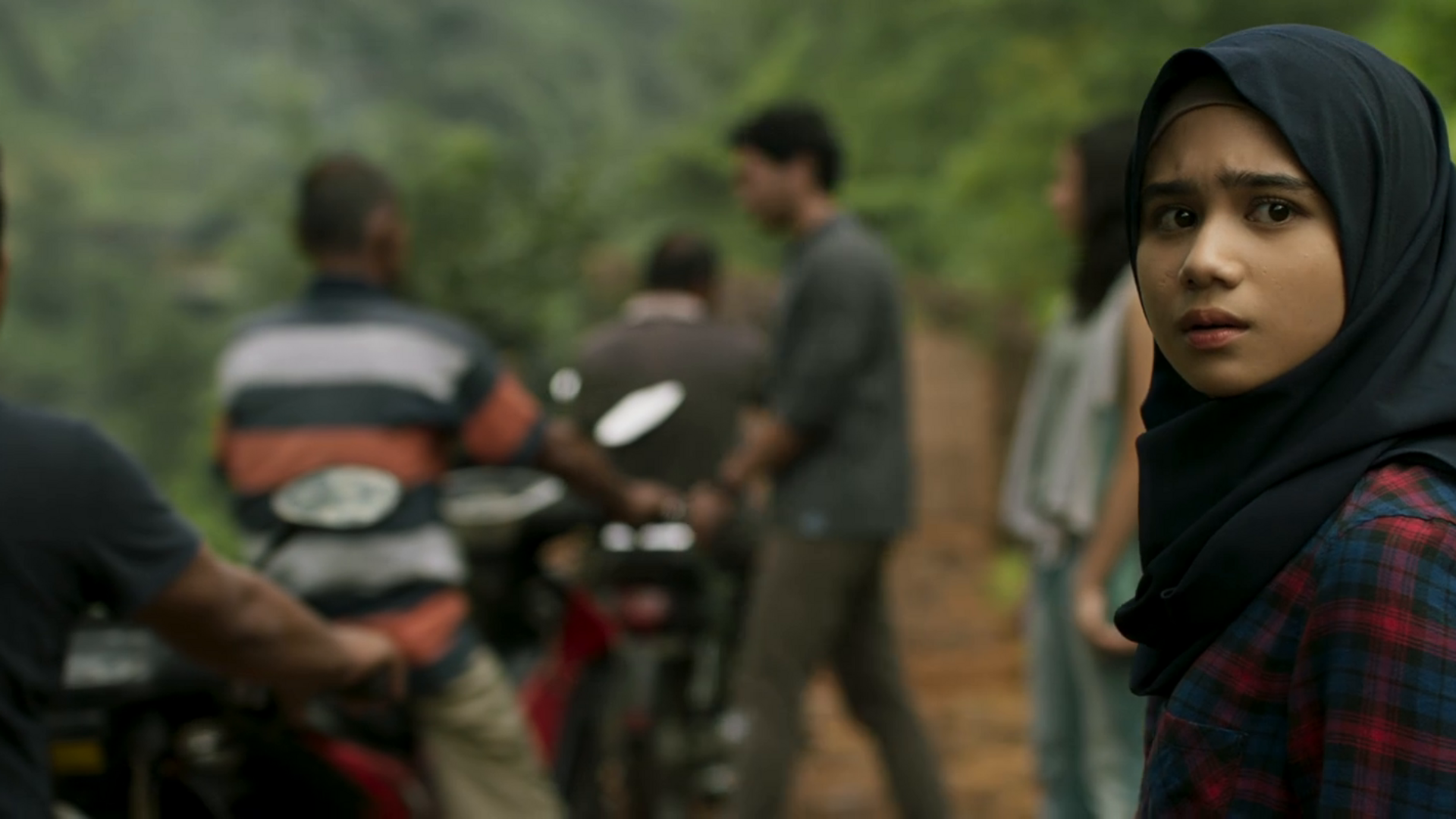 KKN di Desa Penari: Luwih Dowo, Luwih Medeni