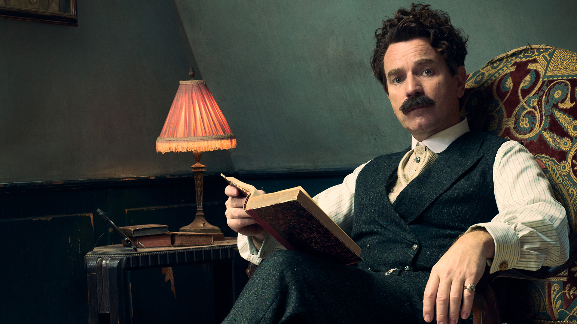 A Gentleman in Moscow