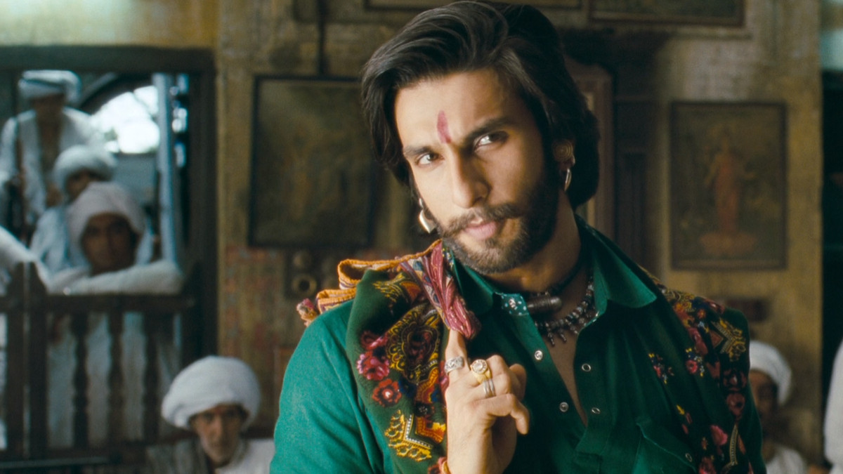 Goliyon Ki Raasleela Ram-Leela